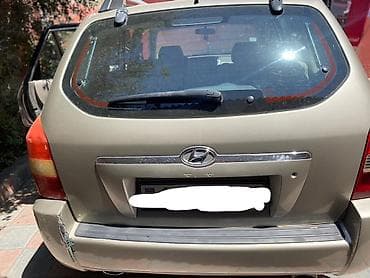 07 salon: Hyundai Tucson – kompakt krossover Xüsusiyyətlər: - Kuzov: 5 qapılı — 3