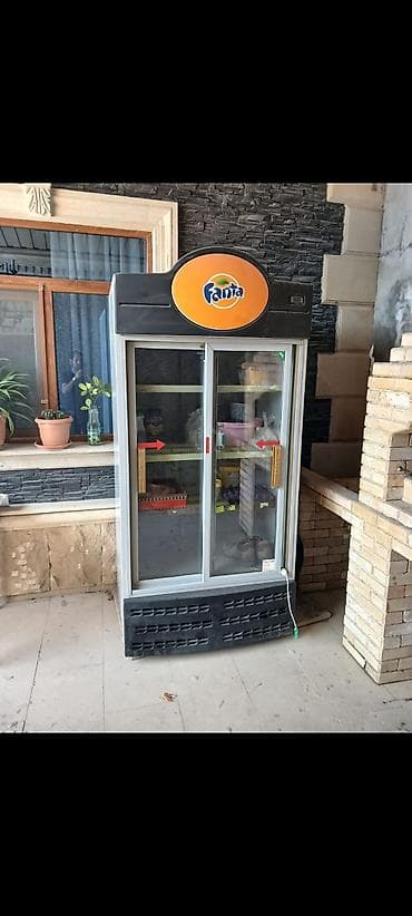 İki qapılı vitrin tipli içki soyuducusu - Brend loqosu: Fanta üst — 2