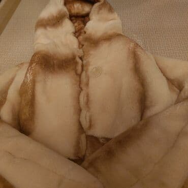 шуба: Натуральная норковая оригинальная шуба с раскошным капюшоном — 9