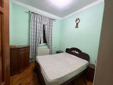 kiraye ev nermanovda: Yalniz aprel may aylarina aiddir 800 azn.Kirayə verilir: 3 otaqlı, tam — 1