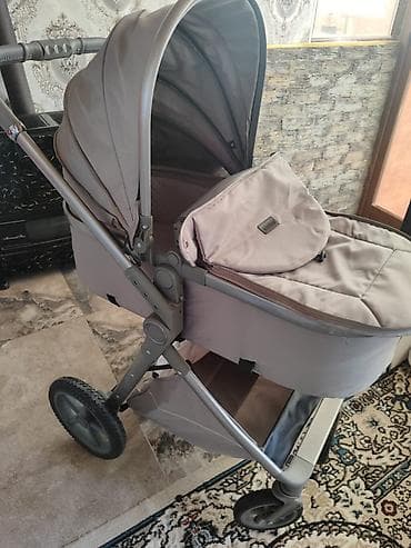 Dilek Kidilo kalyasqa satilir 80 azn. Çanta cxol var. Demak olar lalafo.az -da Dilek Kidilo kalyasqa satilir 80 azn. Çanta cxol var. Demak olar