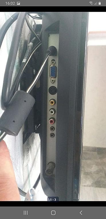 smart android box: Kompakt LCD televizor Xüsusiyyətlər: - Diaqonal: təxminən 19–22 düym — 3