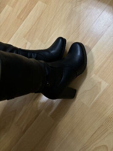 Ölçü: 36, rəng - Qara, Yeni