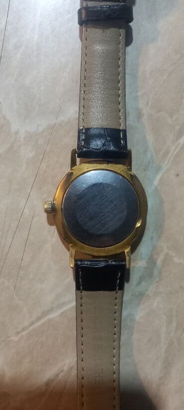 mexaniki qol saat: Qol saatı, Luch, rəng - Qızılı — 2