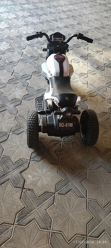 elekt: Uşaq elektrik üçtəkərli motosiklet - Rəng: qırmızı/qara-gümüş — 4