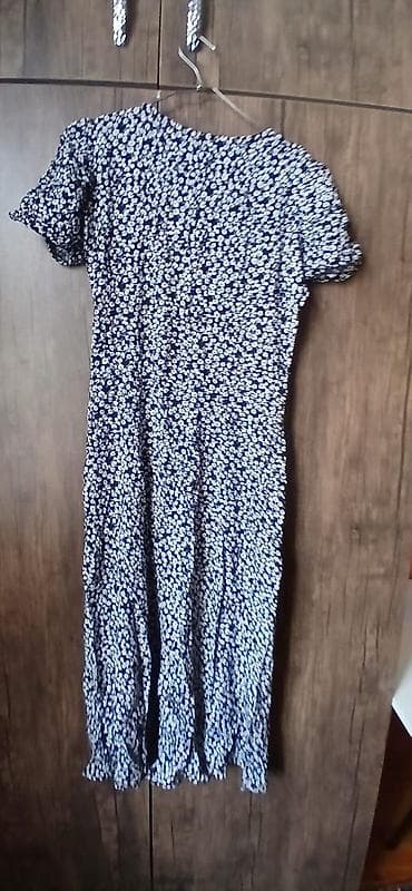 Платья: Mavi-ağ çiçək naxışlı qadın donu - Üzərində xırda ağ çiçəklər olan — 4