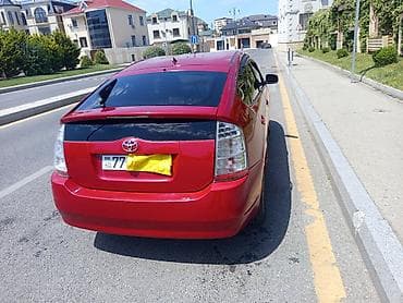 Toyota Prius (2-ci nəsil) hibrid hetçbek Xüsusiyyətlər: - Hibrid — 3
