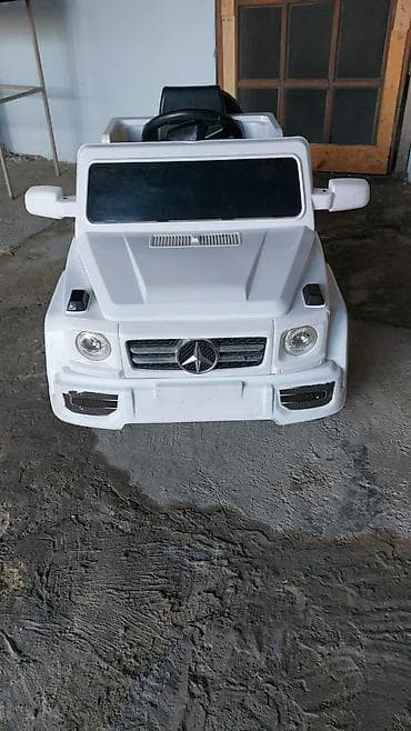 uşaq kalyasqa: 🩸 Maya 8180 🩸 Akkumulyatorlu uşaq maşını – ağ rəngdə, Mercedes — 1