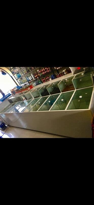 3.20sm uzunluq Altı baqajlı, hər 2tərəfi və üstü vitrin çox