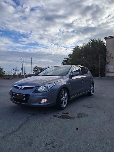 raf 4: Hyundai i30: 1.4 l | 2011 il Hetçbek — 7