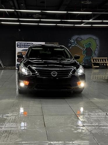 Nissan Altima: 2.5 l | Sedan — 1