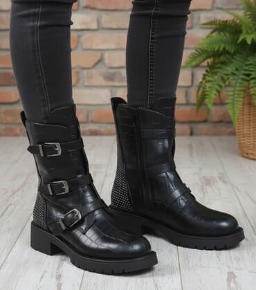 Qısaboğaz, Ölçü: 38, rəng - Qara, Yeni