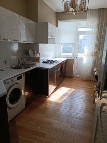 снять квартиры в баку: Mənzil Kirayə verilir. 14.8 mərtəbə, 100 kv 2 otaq. Ayna sultanovanin — 8