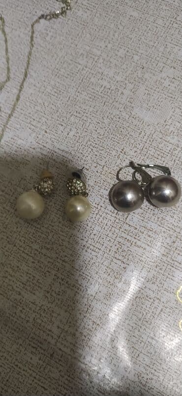 sade qizil sirqalar: Sirgalar — 2