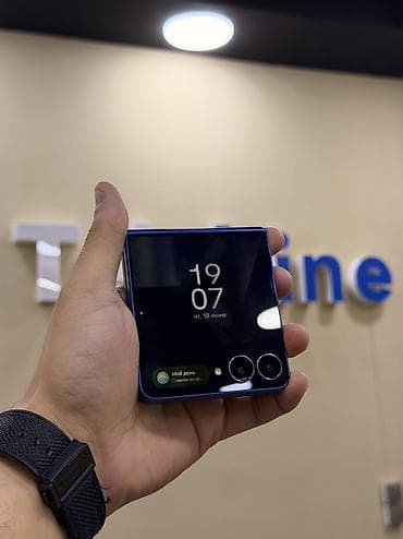 samsung es: Samsung Galaxy Z Flip7, 256 GB, rəng - Göy, Zəmanət, Kredit, Sensor — 6