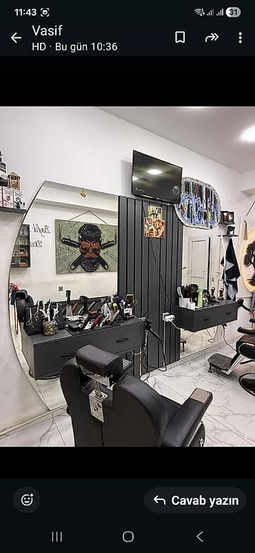 kreslo tek: Kişi salonu üçün peşəkar bərbər iş yeri komplekti. Tərkibi və — 1