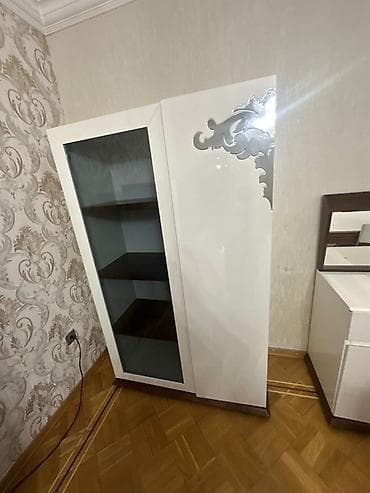 Б/у, Нераскладной, Прямоугольный стол, 4 стула — 3