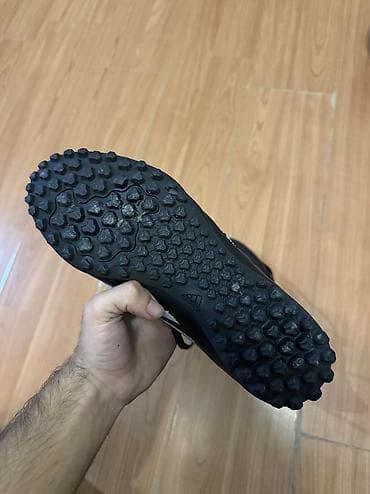 butsular: Butslar Adidas, Ölçü: 41, Yeni — 4