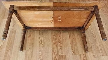 5 20 taxta: Jurnal masası, Taxta, Dördbucaq masa — 2