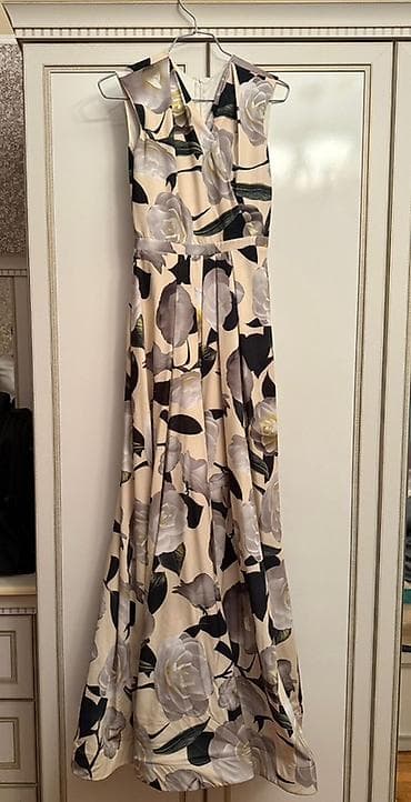 Uzun dəbli qadın donu (Lady Sharm) - Model: V-kəsimli, qolsuz, beldən