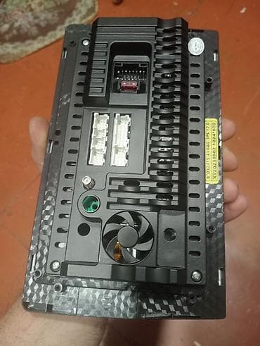 GPS naviqatorlar: Monitor, Cihaz paneli, Android OS — 8