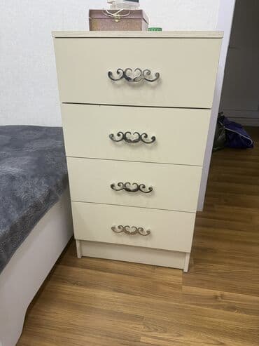 2qapılı dolab: İşlənmiş, Düz dolab, Qarderob, paltar dolabı — 1