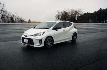 surucu axdarilir: Водитель такси требуется, Транспорт предоставляется, Ежедневно оплата, До 1 года опыта — 1