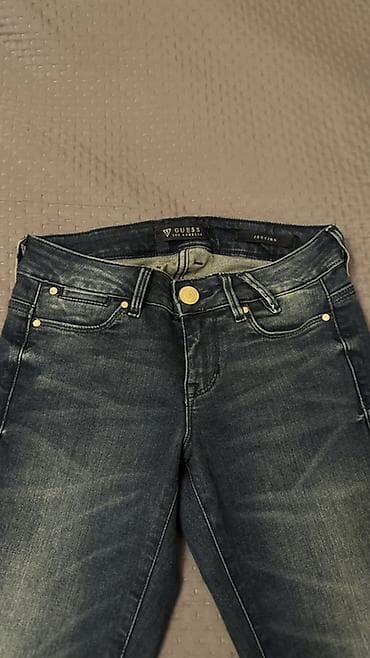 GUESS Los Angeles qadın jegginq cins şalvar - Brend: GUESS (etiket və — 1