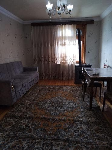 berde evler: Gəncə şəhəri, Heydər Əliyev prospekti, 5mərtəbəli binanın 3cü — 4