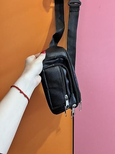 Maskalar, eynəklər: Qara bel/çiyin çantası (unisex) - Material: süni dəri (qara) — 1