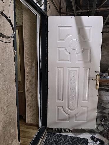 mebel qapi: Dəmir giriş qapısı – ikiüzlü dizayn - Material: möhkəm metal karkas — 2