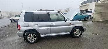 cip maşin: Mitsubishi Pajero iO (GDI) –2002 1.8 kompakt 4x4 şəhər/kəndetrafı SUV — 2