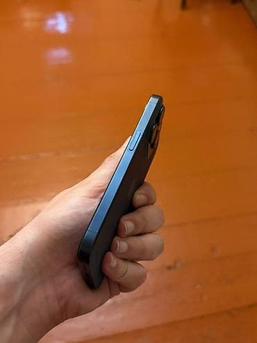 nokia e90 communicator: Telefonun platası ve ekranı işləmir ehtiyat hissəsi kimi satılır — 2