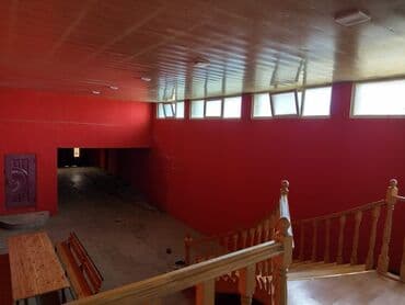 купить бак для воды: Geniş çoxfunksiyalı obyekt və həyət - İki mərtəbəli, hündür tavanlı — 4