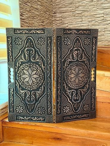 nerd taxta satisi: Nərdlər əl işidi qoz ağacinan yıgılıb Nərdlər hazir əldə var Sifarişdə — 1