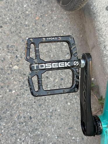 vesebed: GT La Bomba (dirt jump) velosipedi - Ölçü: 26" - Rəng: firuzə — 9