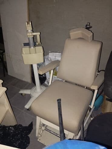 tibbe aid sekiller: Hitachi rentgen aparatı – stasionar şaquli stativ və idarəetmə — 10