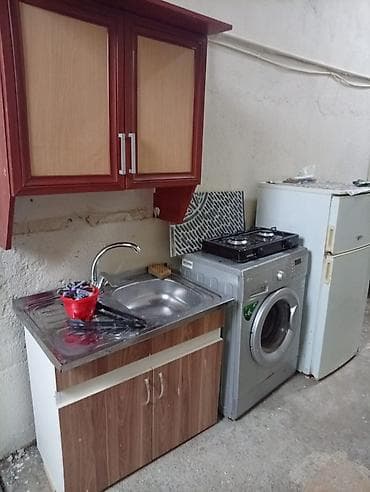seki ayliq evler: 2 otaq yarm padval olan kiraye ev seraiti var her sey daxil komunal — 6