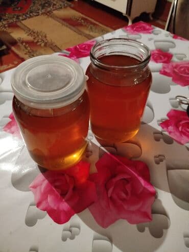 Yarmalar və paxlalar: Məhsul: Şüşə bankalarda təbii bal biri 30m — 2