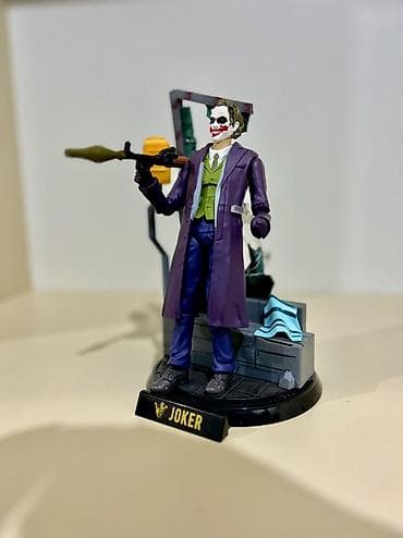 статуетка: Joker kolleksiya fiquru – diorama dəstli - Mövzu: DC Comics – Joker - — 2