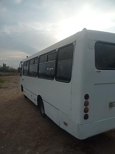 Продажа авто: Isuzu : 4.2 л | 2008 г. 150000 км Бус — 7