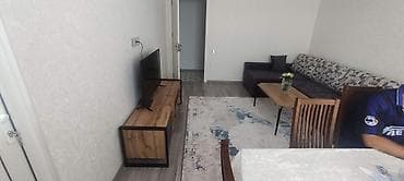 stend: Düz TV altlığı, Polkalı, Laminat — 1