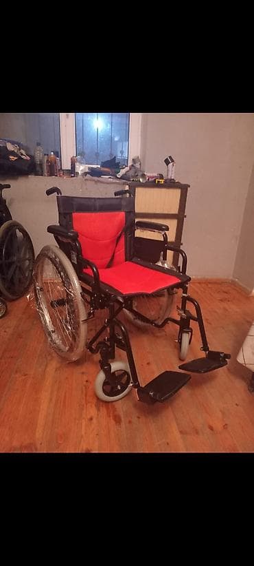 Yerimək üçün arabalar, çəliklər, əsalar, rollatorlar: Əlil arabasi — 1