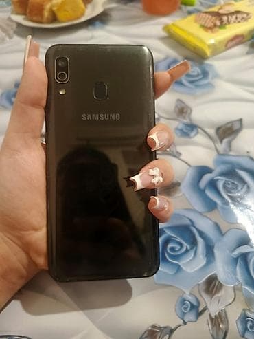 j5 samsung ekran: Samsung Galaxy A30, rəng - Qara, Barmaq izi — 2