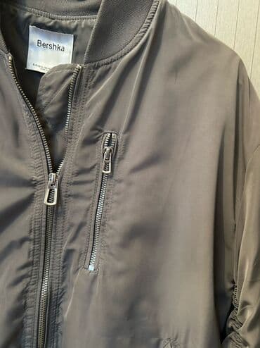buta ev geyimləri: Kurtka, Bomber, Payız, Bershka, Standart — 2