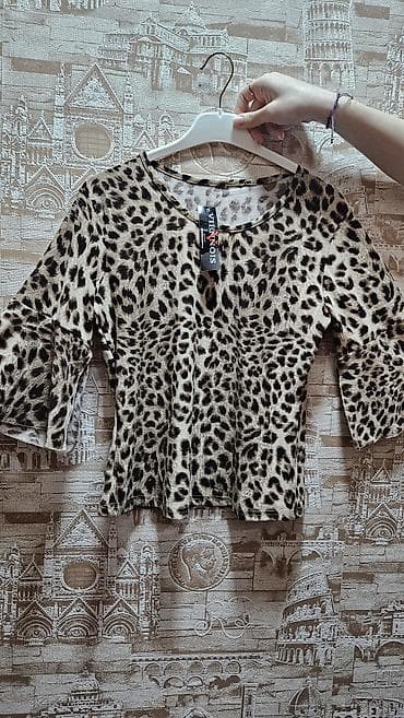 Leopar naxışlı qadın bluzası - Brend: VIBENJOS (etiket üzərində) - — 1