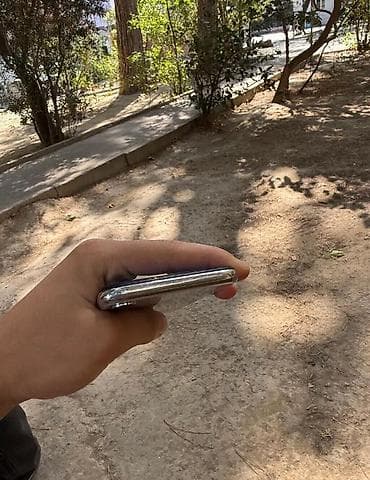 IPhone Xs Max, 256 GB, Gümüşü, Face ID