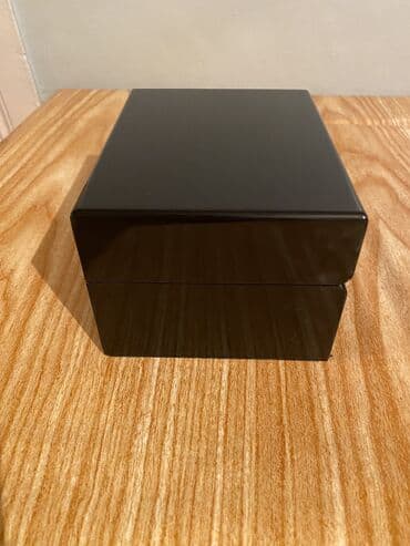 saatdar: Lüks saat/qolbaq qutusu Materiali bərk korpus parlaq piano-qara — 10