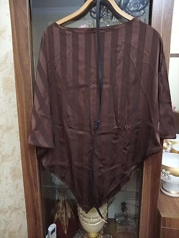 Svitşotlar: Hec geyinilmeyib yenidi pay alinib Standart razmerdi 42 .44 razmere — 2