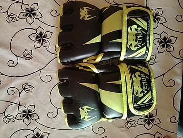 Məhsul: Venum MMA məşq əlcəkləri - Rəng: qara-neon sarı (loqo və